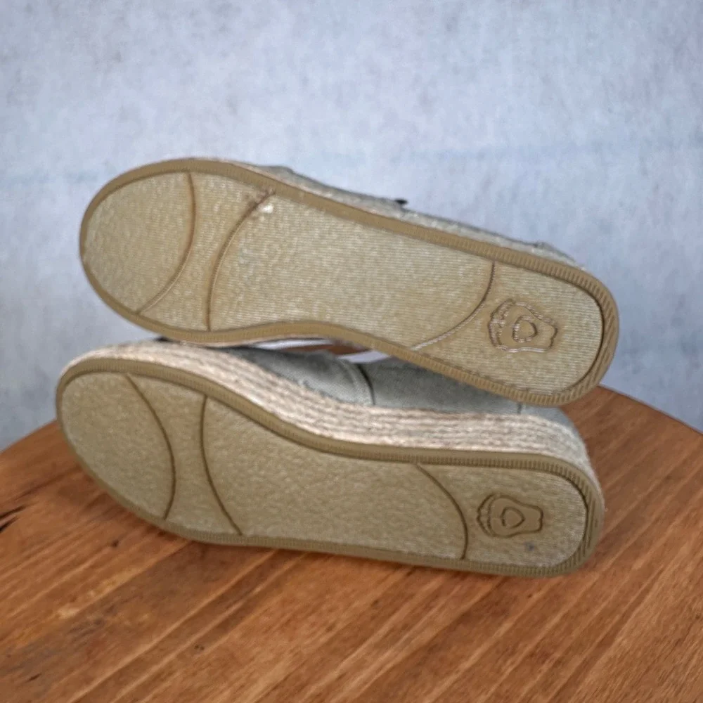 Skechers BOBS Highlights 2.0 Shoes Womens 6.5 Taupe Good Espadrille Wedge